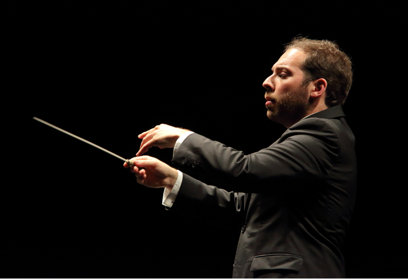 José_Eduardo_Gomes_maestro